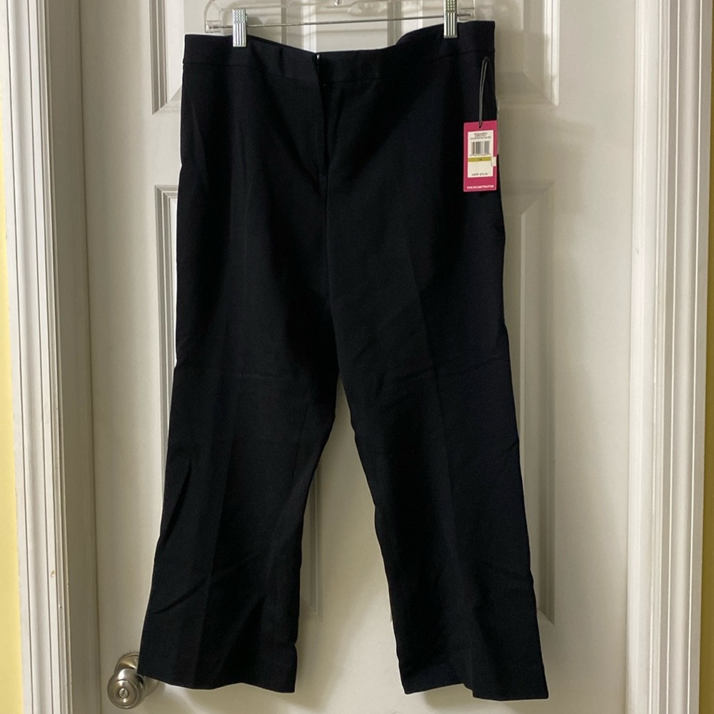 Vince Camuto cropped black pants